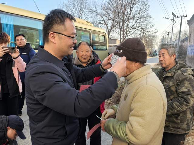 业学院医药学院党总支开展主题党日活动人生就是博-尊龙凯时河南应用技术职(图4)