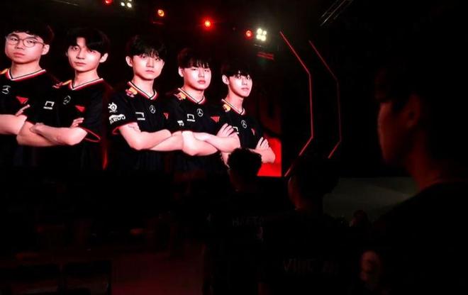 惨败但二队击落Smash领衔的T1尊龙凯时app平台KT主场日一队(图3)